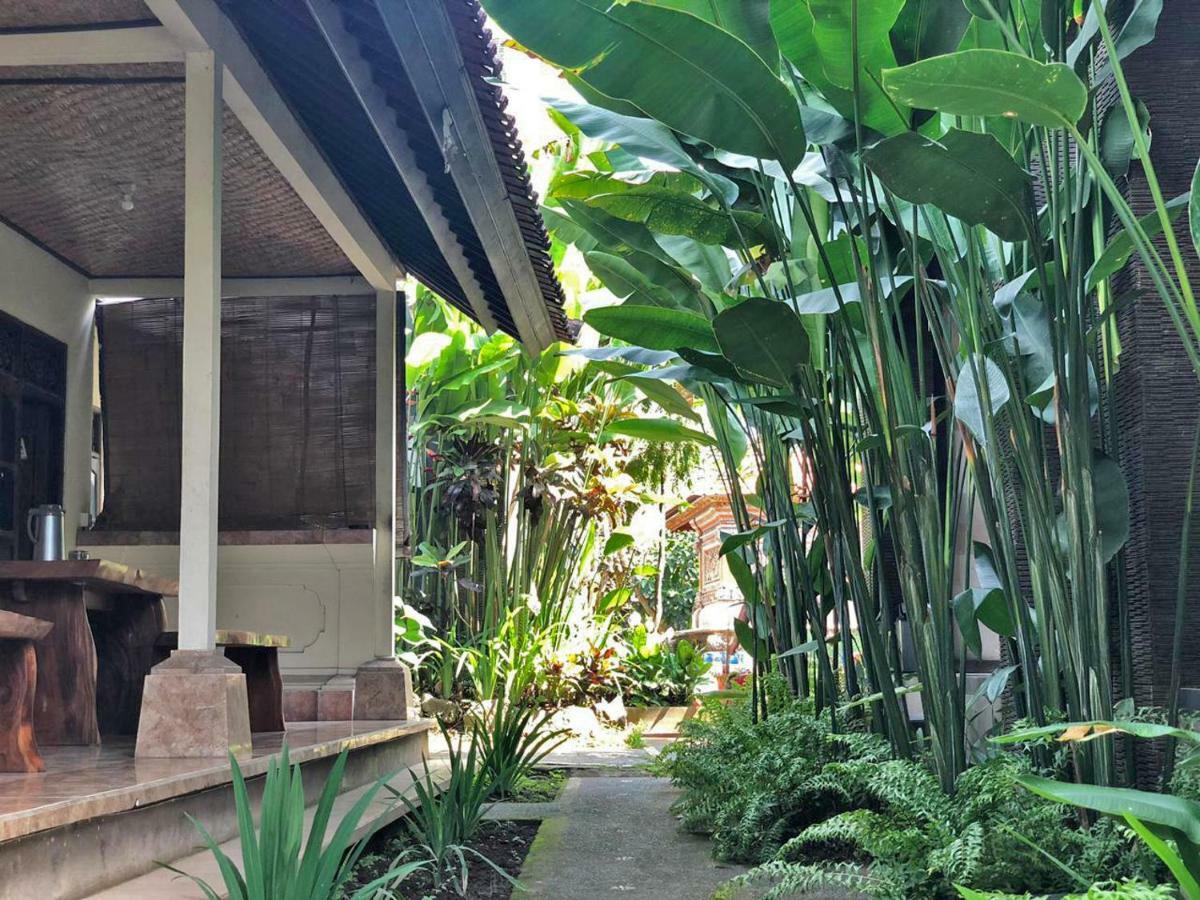 Umah Belos Ubud Esterno foto